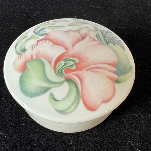Other - Vintage Limoges porcelain trinket box, likely a jewelry or keepsake box